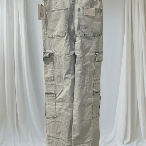 🍀 WEWOREWHAT NWT UTILITY CARGO STRAIGHT JEANS SIZE 24 - Picture 10 of 11